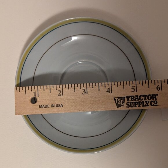 Vintage Handpainted Arabia Finland Windflower Teacup and Saucer with Flaw - Picture 9 of 11